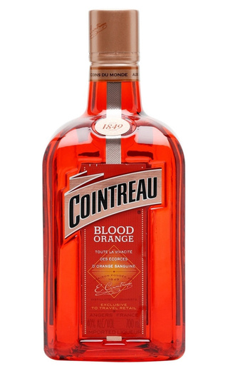 фото Cointreau Blood Orange 0,7 л