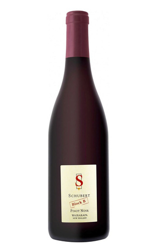 фото вино Schubert Pinot Noir Block B Wairarapa 2017 0,75 л