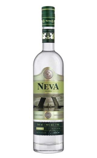 фото водка Neva Classic 0,7 л