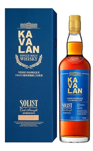 фото виски Kavalan Solist Vinho Barrique Cask Single Cask Strength 57.8% 0,7 л