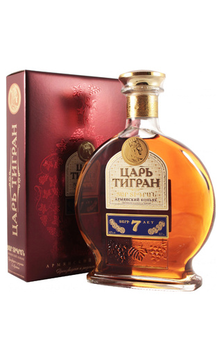 Царь Тигран 7 лет 0.7 л фото коньяк Tsar Tigran 7 Years Old 0,7 л