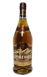 Коньяк Мать Армения 5 лет 0,5 л