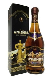 Коньяк Мать Армения 7 года 0,5 л