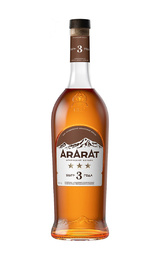 Коньяк Арарат 3 звезды 0,5 л