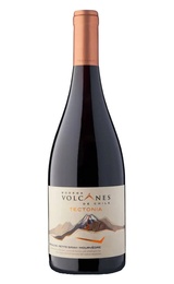 Вино Bodega Volcanes Tectonia Red Bland 2016 0,75 л